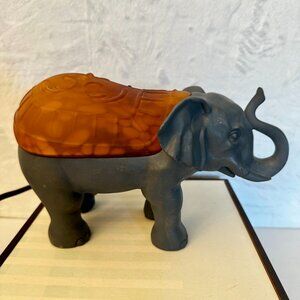 Vintage Cheyenne Cast Metal Elephant Accent Table Lamp Antique Brass Amber Glass